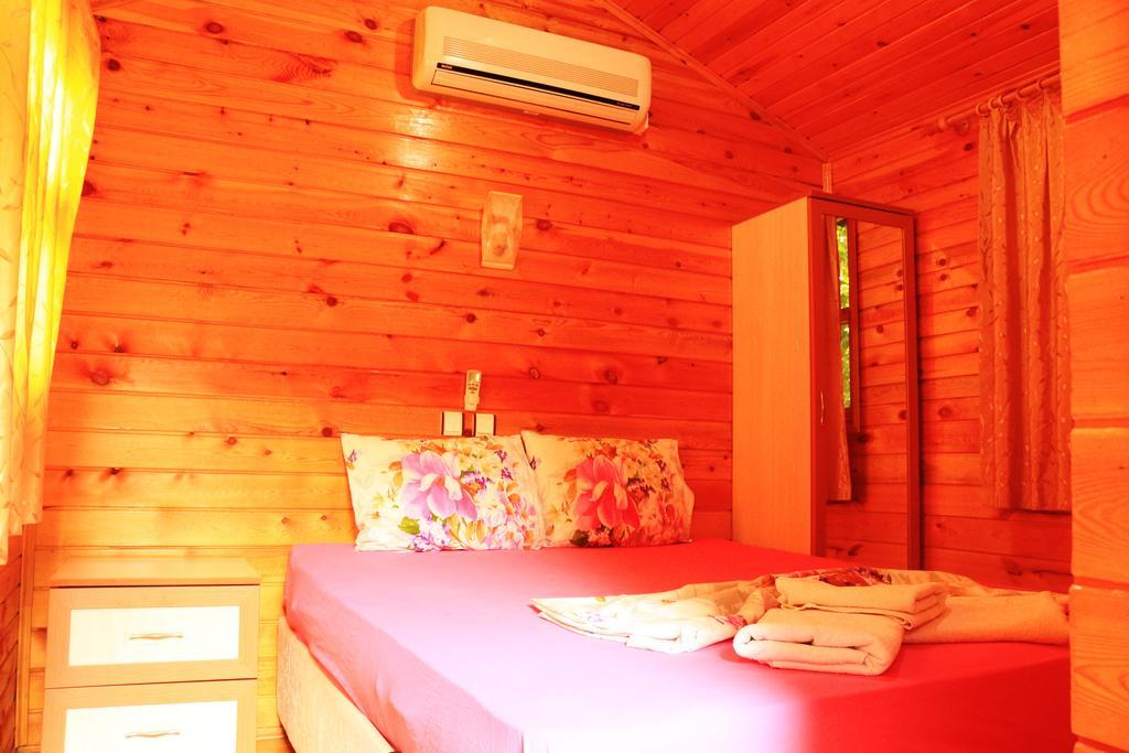 Bed and Breakfast Olympos Zeytin Exterior foto